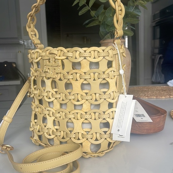 MCGRAW DIE-CUT SMALL BUCKET
BAG - Picture 6 of 11